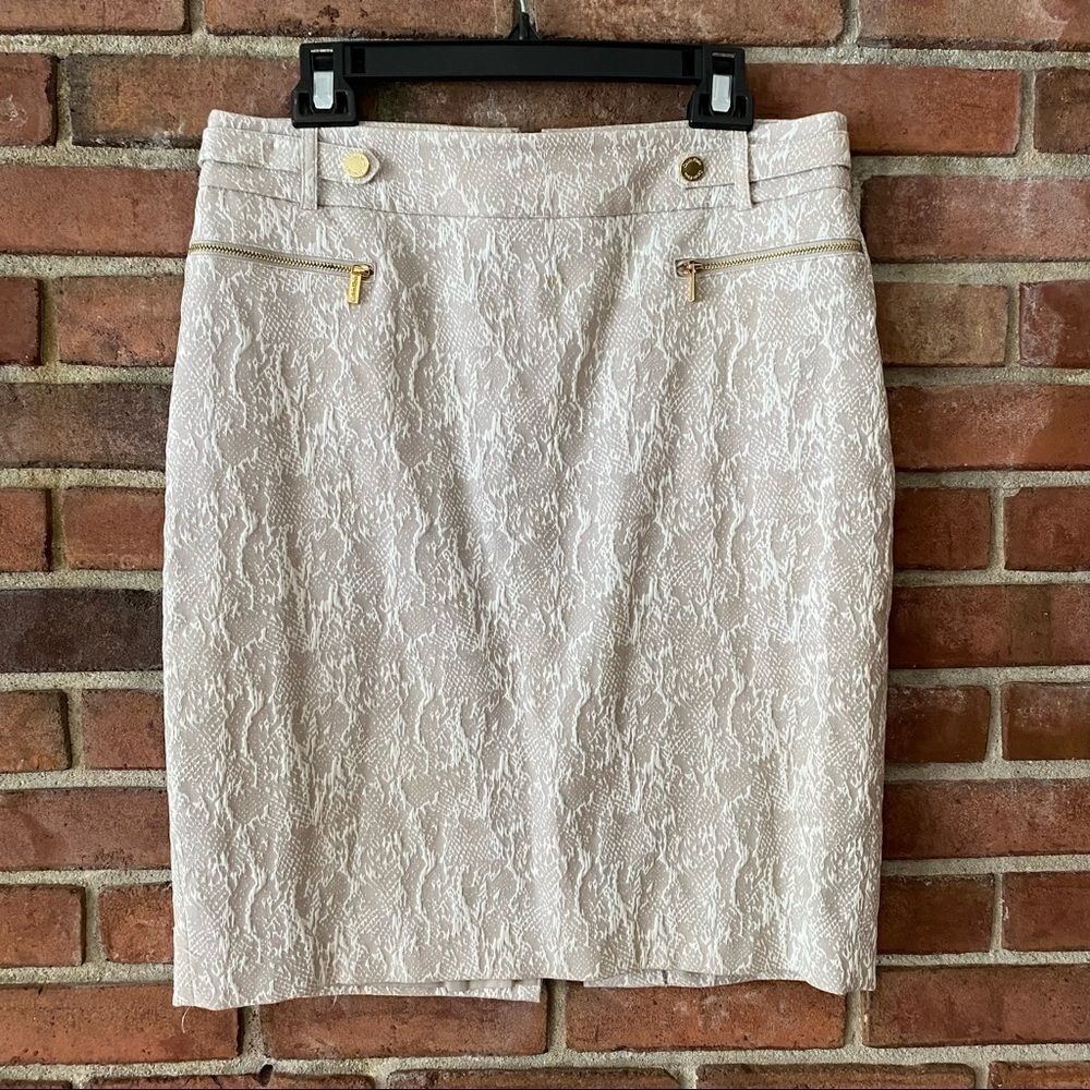Calvin Klein Taupe and Ivory Print Pencil Skirt with Gold Accents Size 10